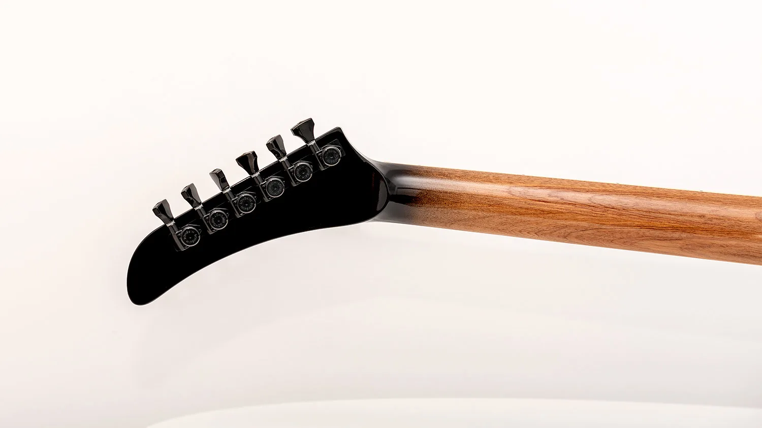 antonio_explorer_baritone_008